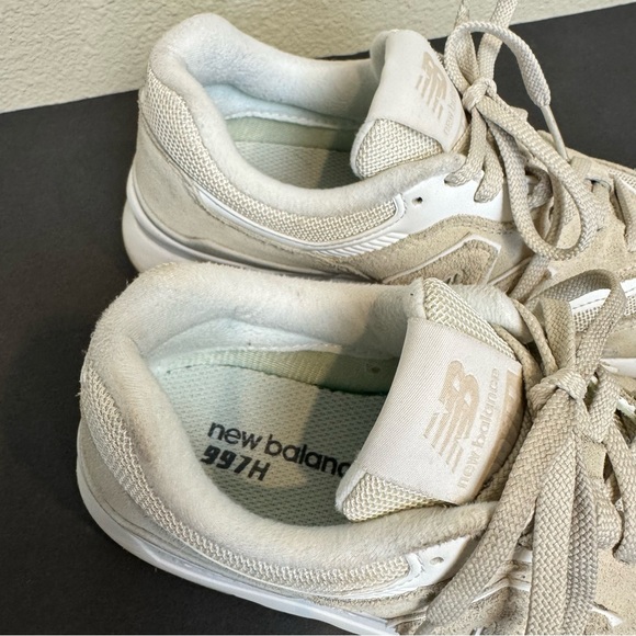 New Balance 997H neutral beige white sneakers - Picture 8 of 12